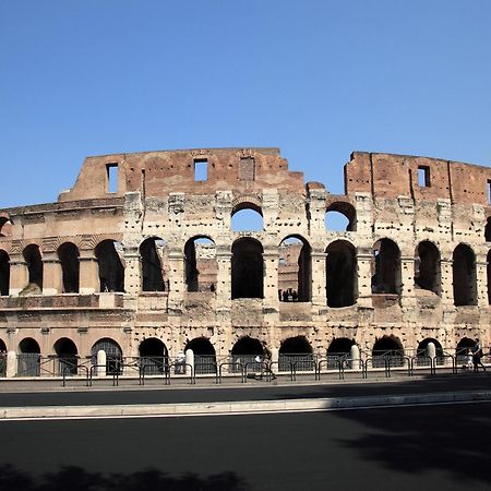 Appartamento D'Epoca Colosseo Art Gallery Рим Екстер'єр фото
